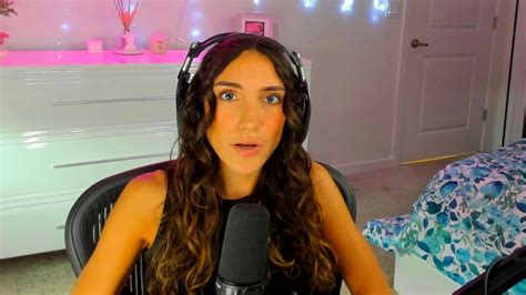 nadia twitch nude|@TheNadiaAmine 